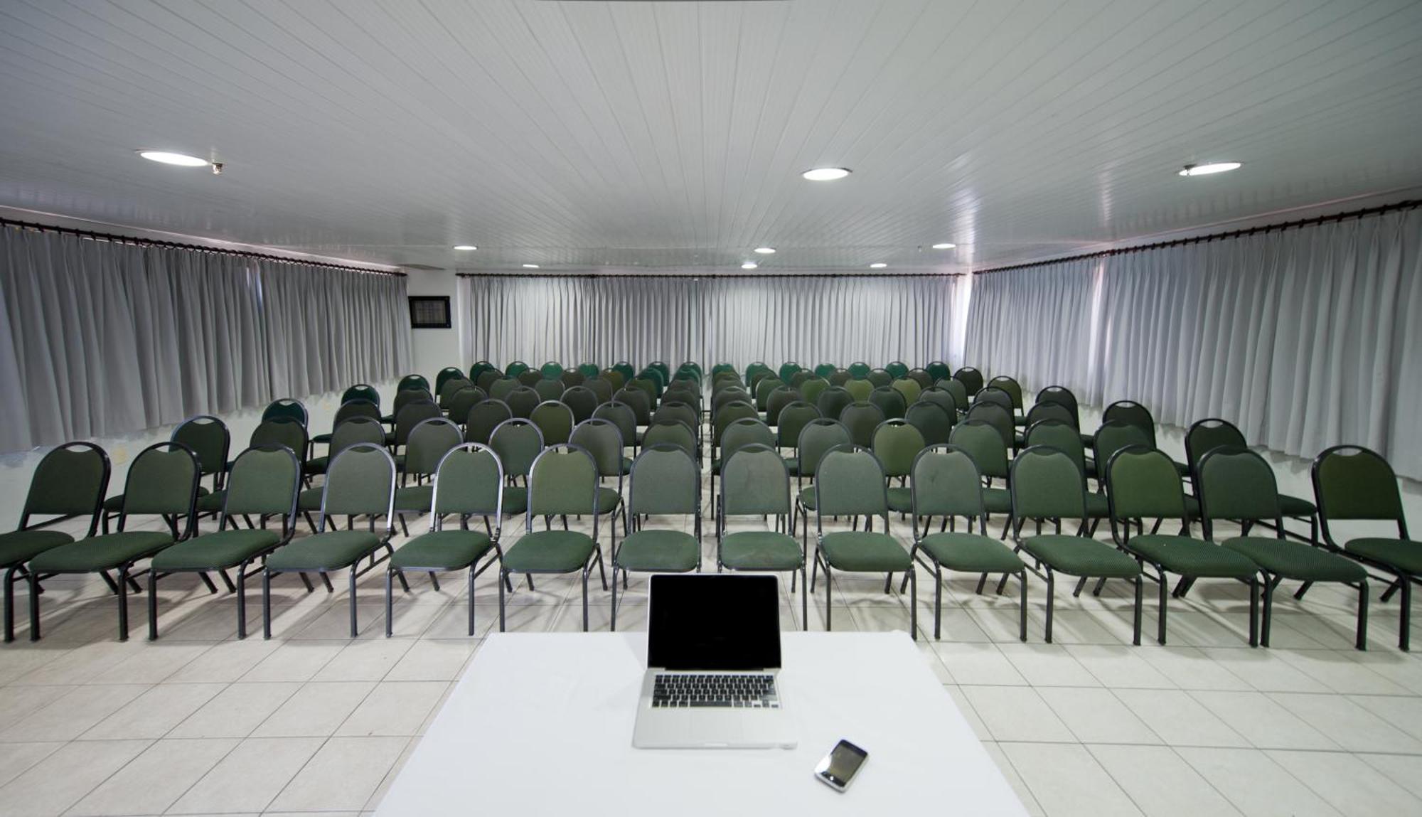 Iracema Travel Hotel