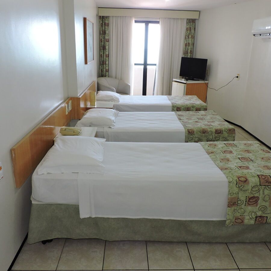 Iracema Travel 3*
