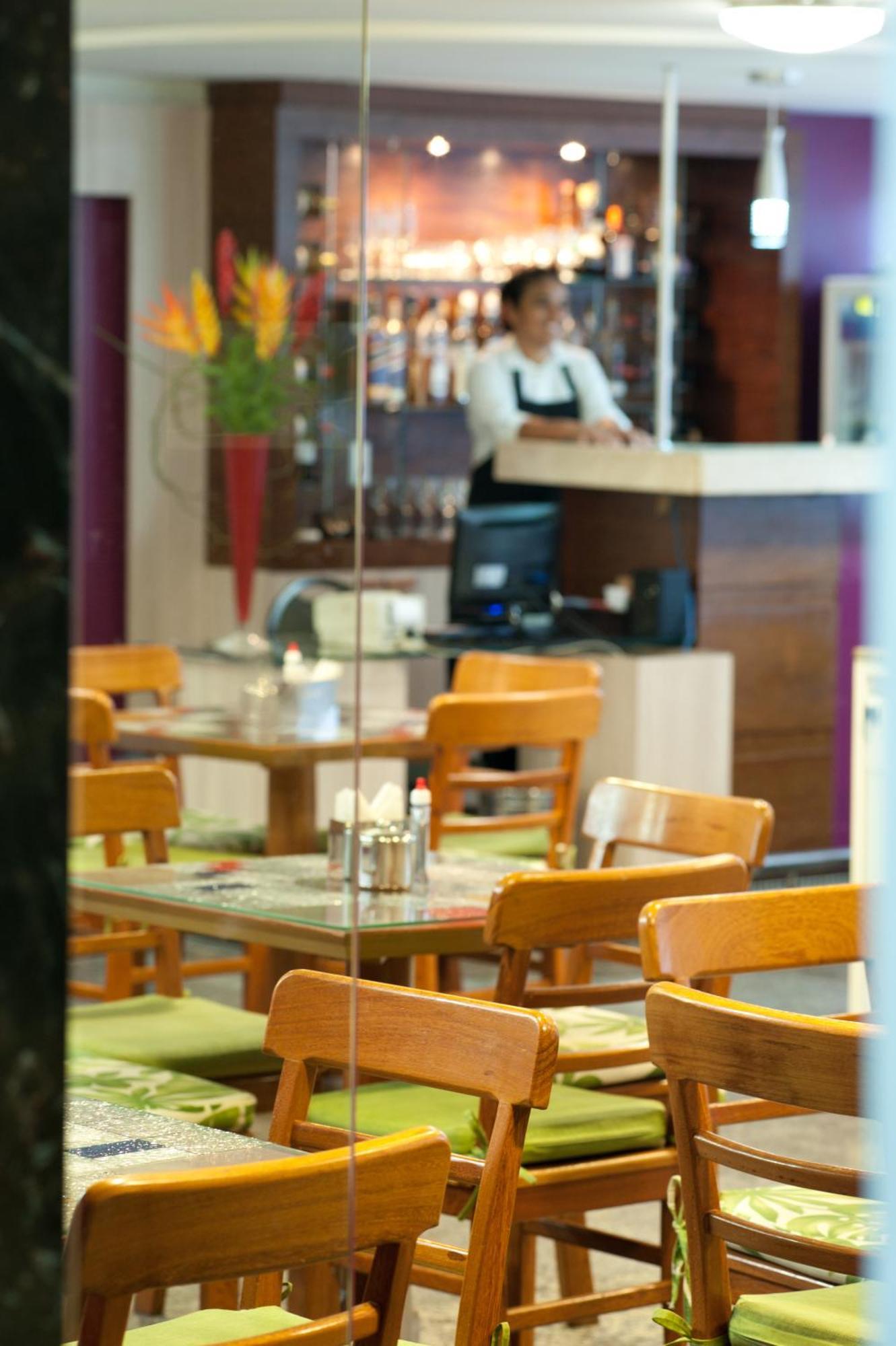 Hotel Iracema Travel